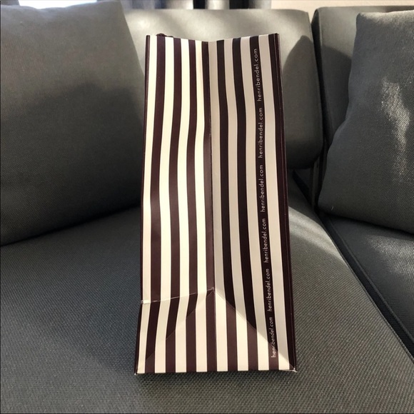 Henri Bendel Shopping Bag - Picture 2 of 4